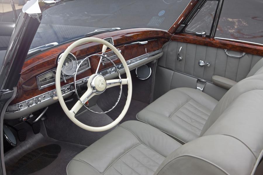  Mercedes-Benz 300 SC Cabriolet by Sindelfingen 1956 года  (фото 16 из 19)